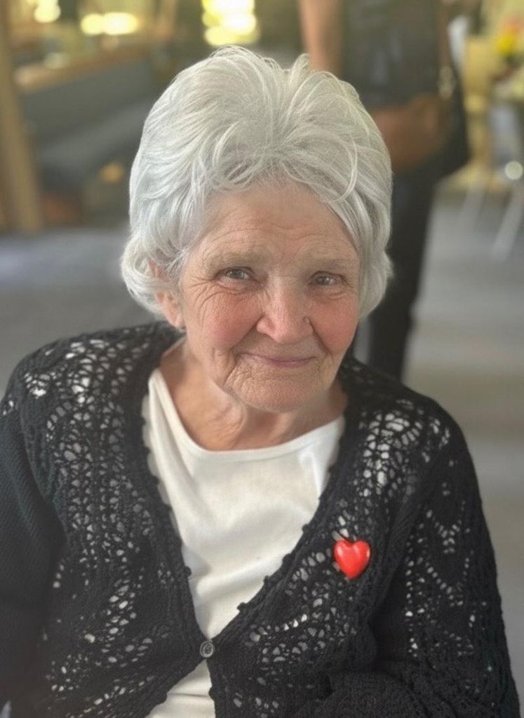 Gladys "La Vonne" Chasteen Profile Photo