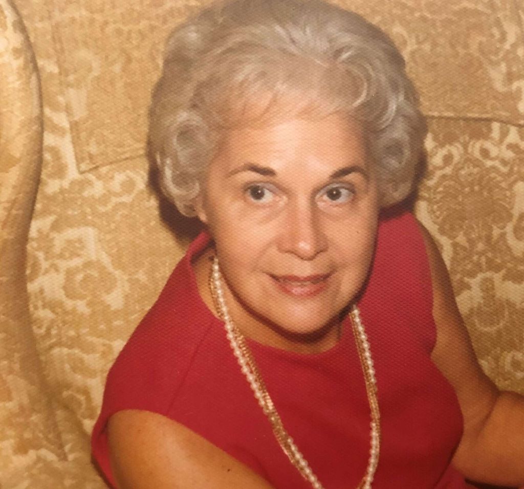 Mrs. Edna May Robinson