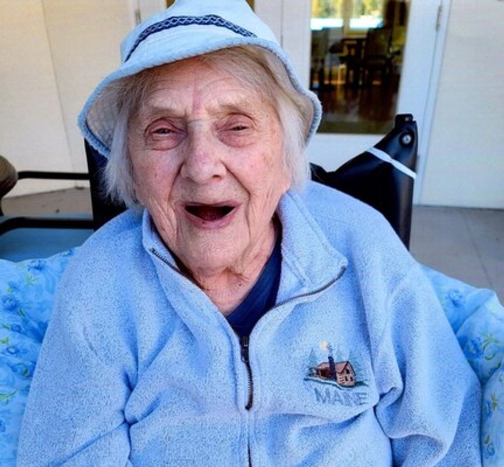 Helen Hartzog Profile Photo