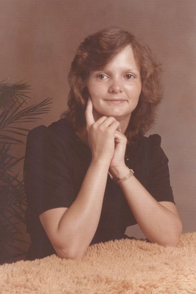 Gladys “Peanuts” Moulder