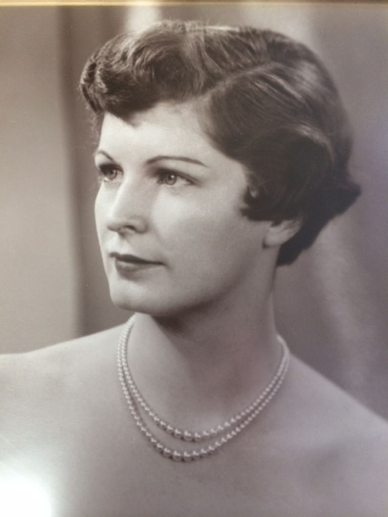 Laura Linson