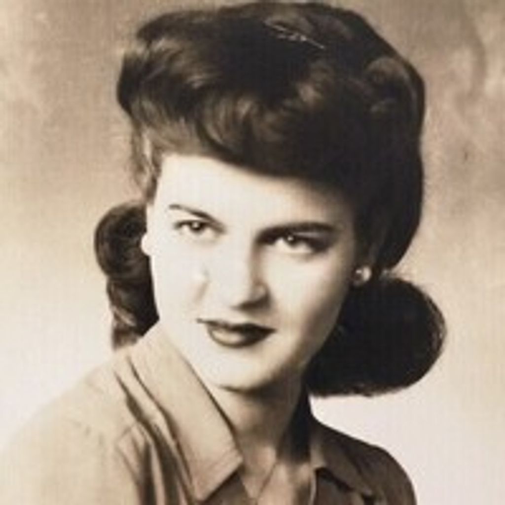Virginia P "Nan" (Reina) Csontos