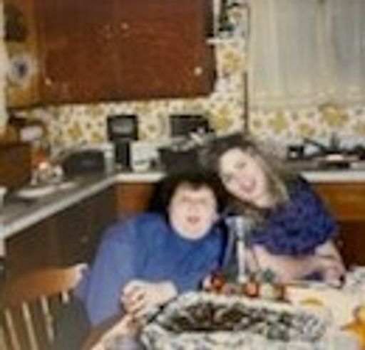 Anna Marie Holt photo gallery thumbnail 15 of 80