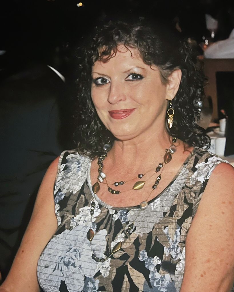 Robin Elaine (Medlin) DuPaul Profile Photo