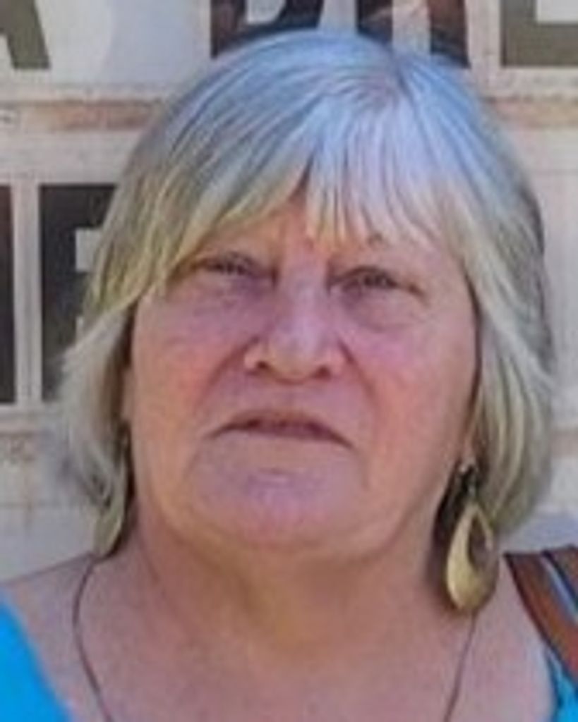 Mary E. Richner-DeColón