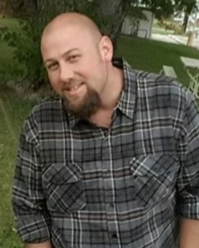 Kyle Thomas Schmidt
