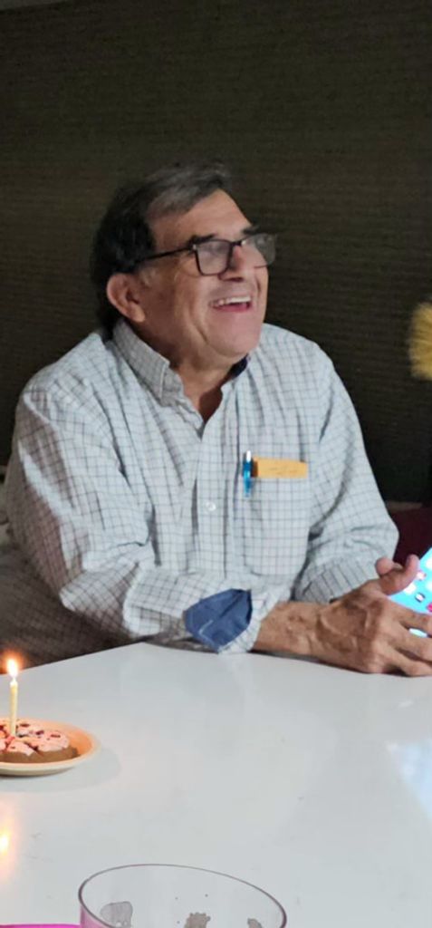 Larry Torres Contreras Profile Photo