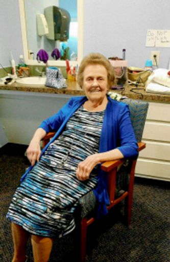 Gloria "Nannie" Fayetta Glover photo gallery thumbnail 8 of 30