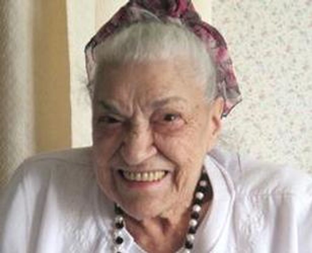 Louise (Facchiano) Mazzarella