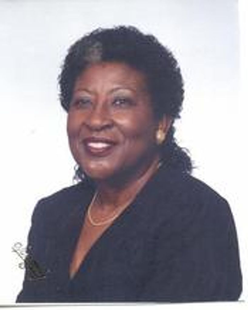 Dr. Lorene Barnes Holmes Profile Photo
