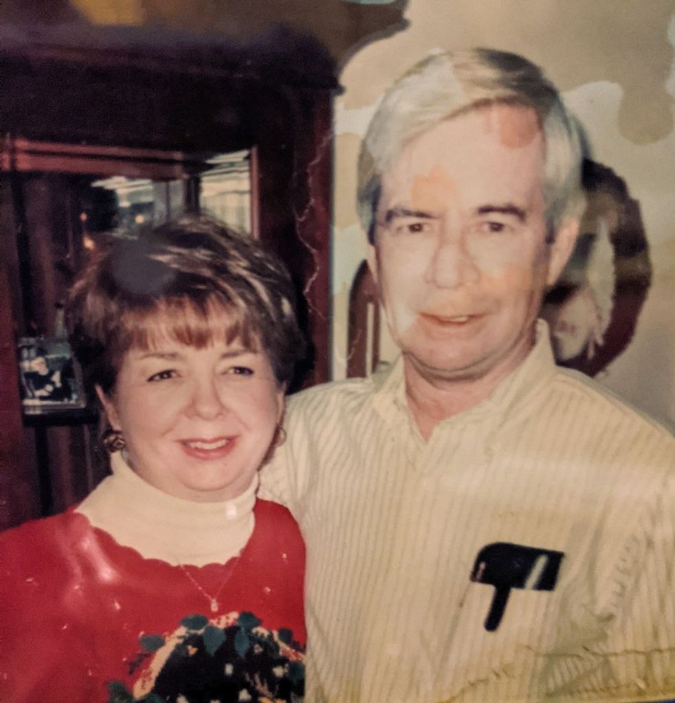 Carol (Moore)  Carlson