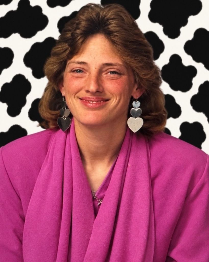 Sara Cameron Profile Photo