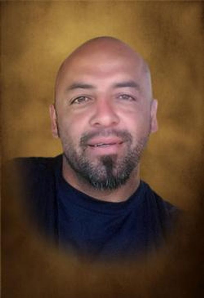 Miguel Angel Vargas Profile Photo