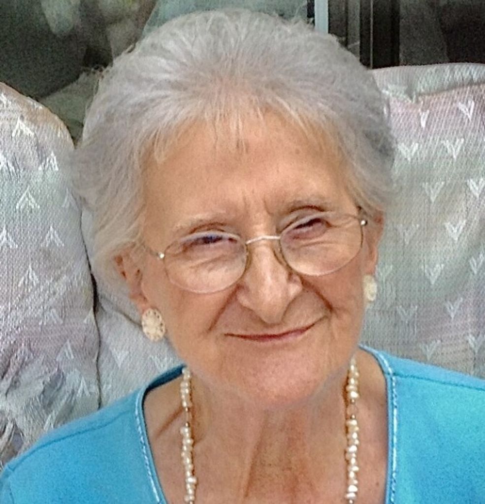Josephine (Lamanna)  Janik