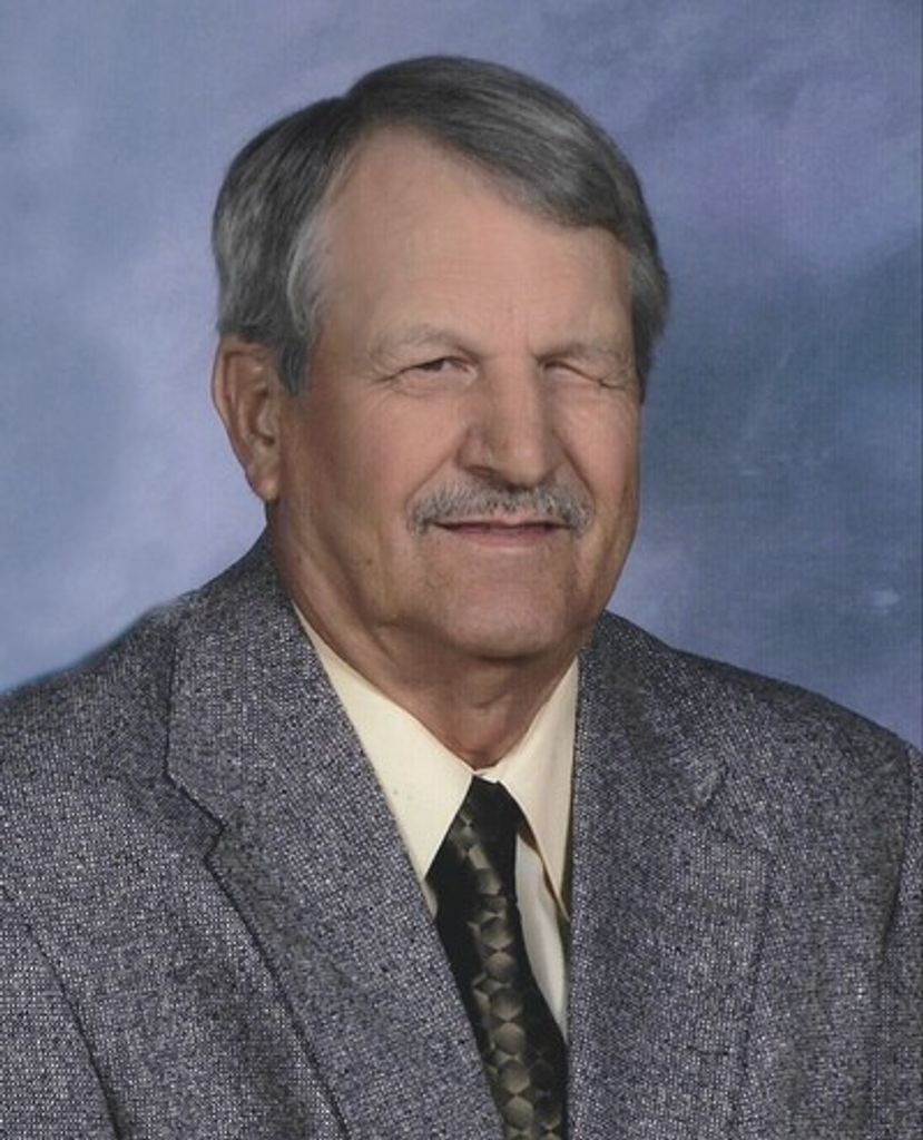 Gene Gray Thomas Profile Photo