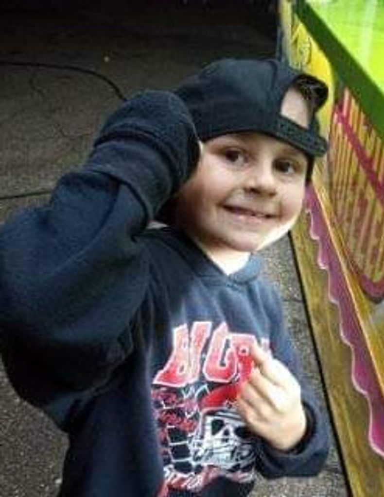 Kade Ainsley Hunter Profile Photo