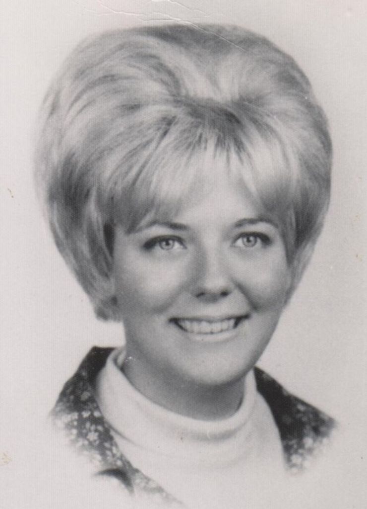 Linda E. (Etring)  Charlton