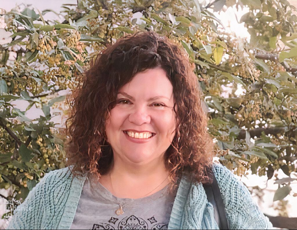 Erin Elizabeth Ravelingeen Profile Photo