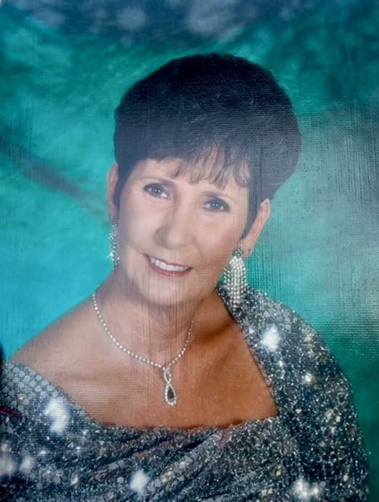 Linda Lea Knickmeyer Profile Photo