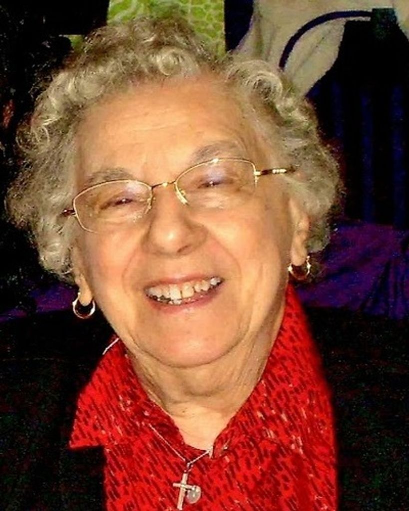 Helen Tambakis Polas Nickolas Profile Photo