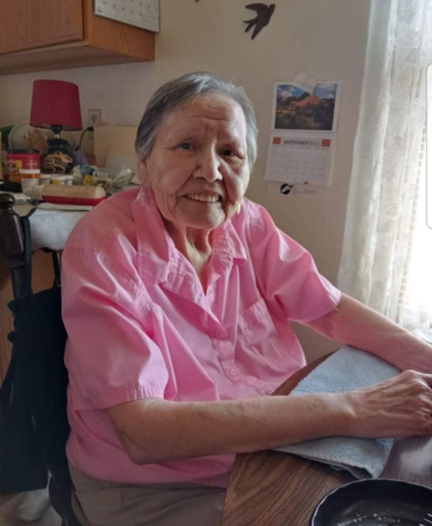 Bessie Demarrias Profile Photo