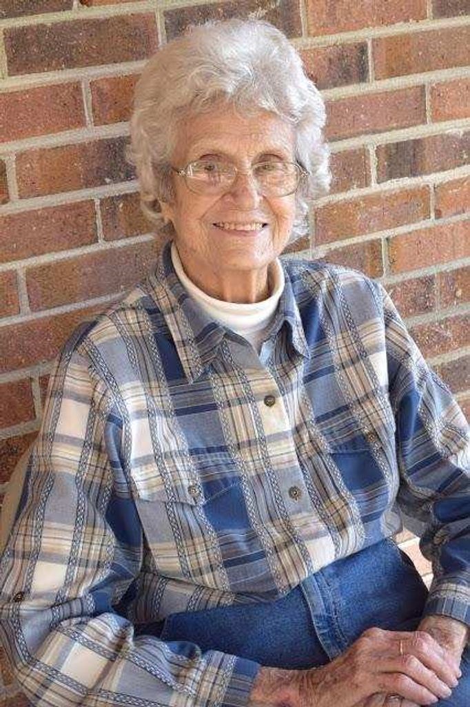Mary Elizabeth Jackson Housley (Betty)