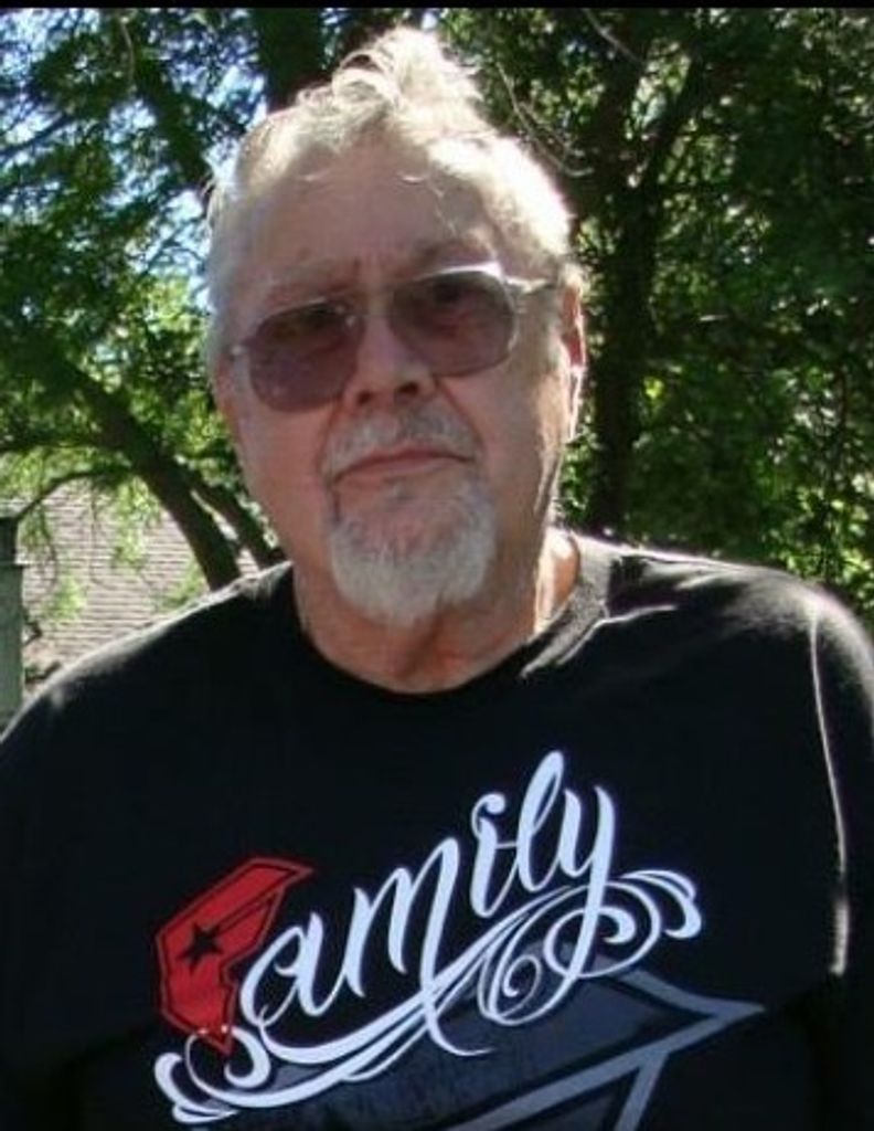 Lawrence Frank Pichotti Profile Photo