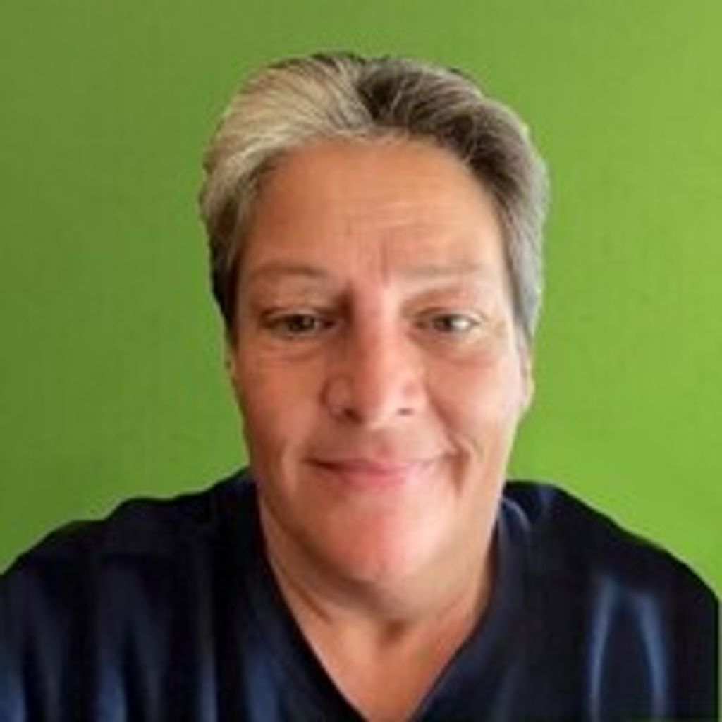 Amanda Jones Davis Profile Photo