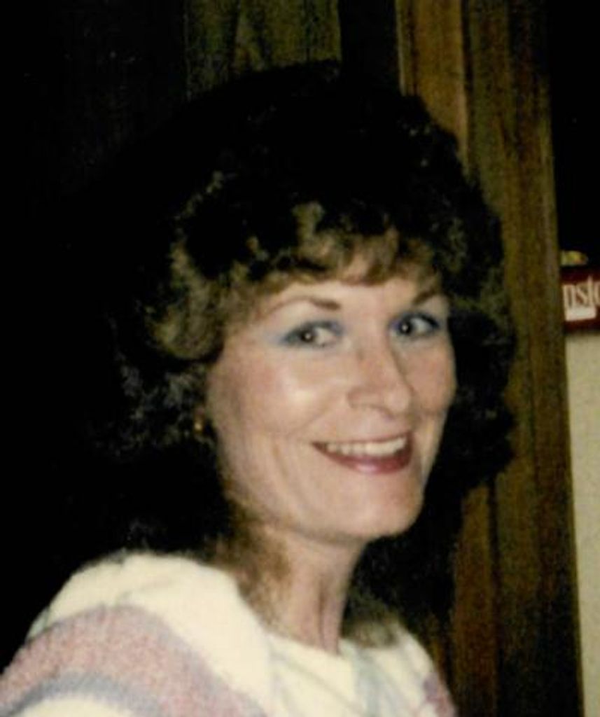 Katie Bell Holcomb Profile Photo