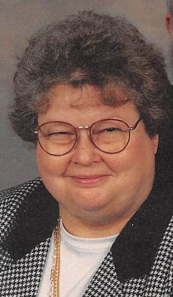 Darline E (Lee)  Cobb