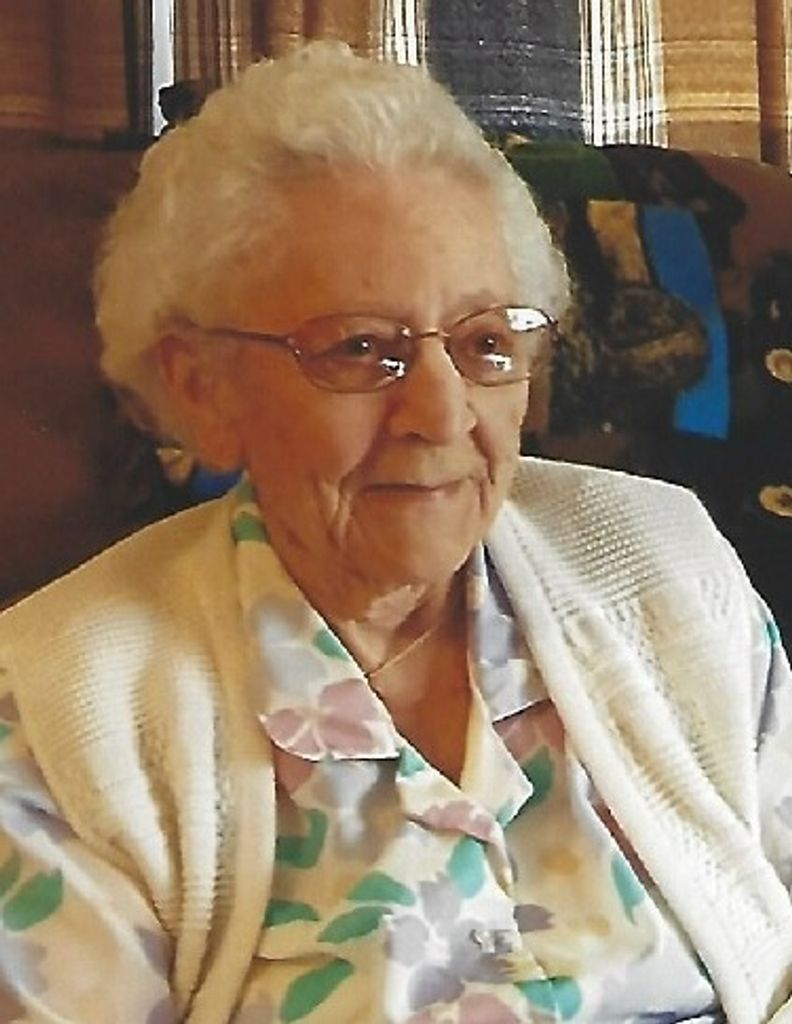 Esther Pauline Klapperich
