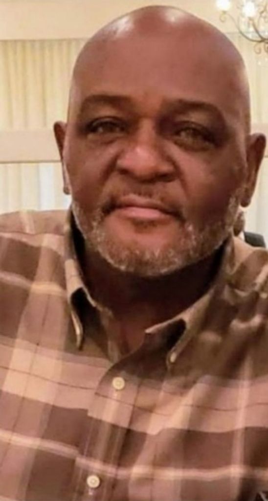 Louis Jones Profile Photo