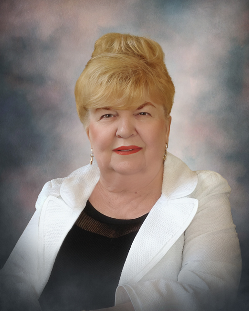 Carolyn C Swan Profile Photo