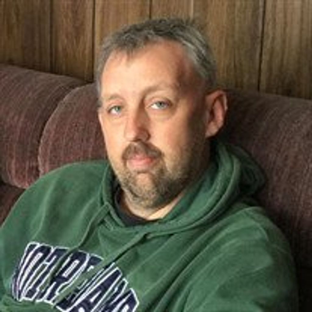 Eric  W. Earnst