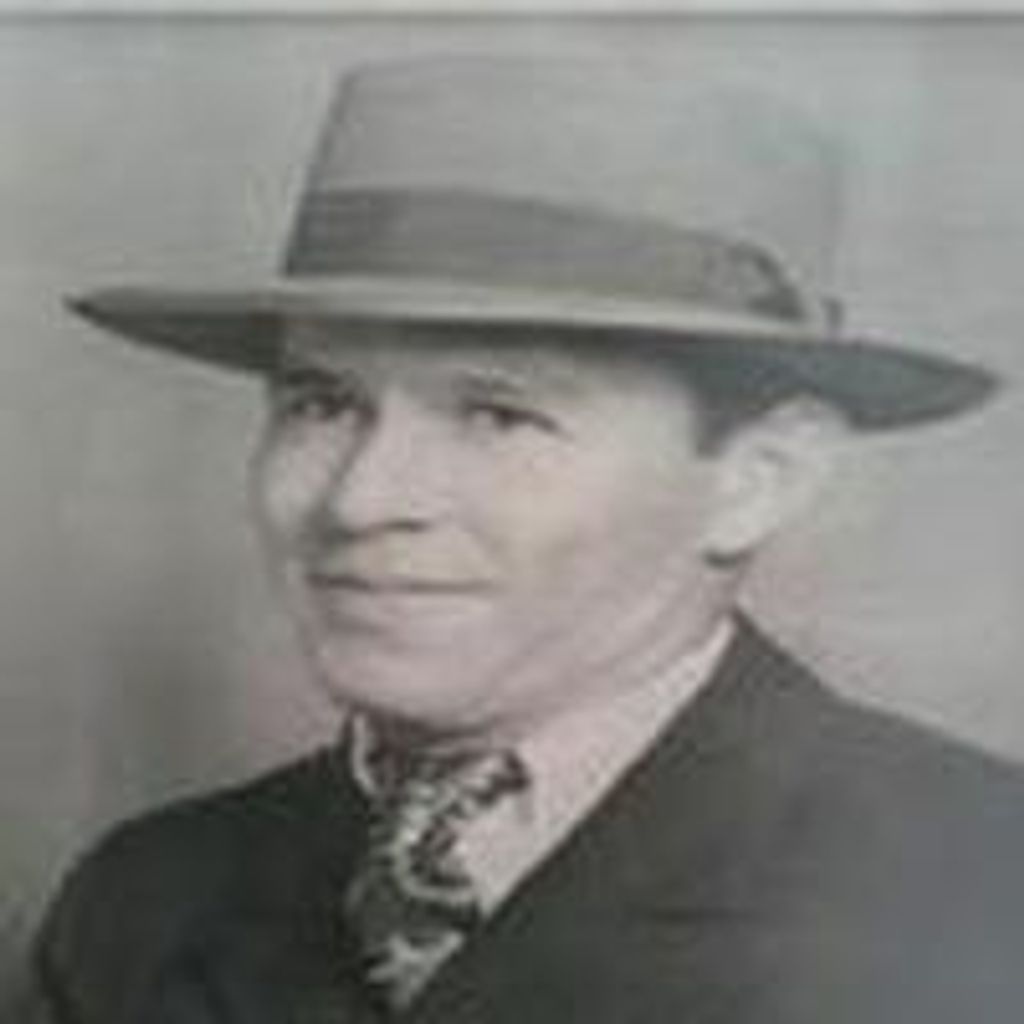 Santos Medina Sr.