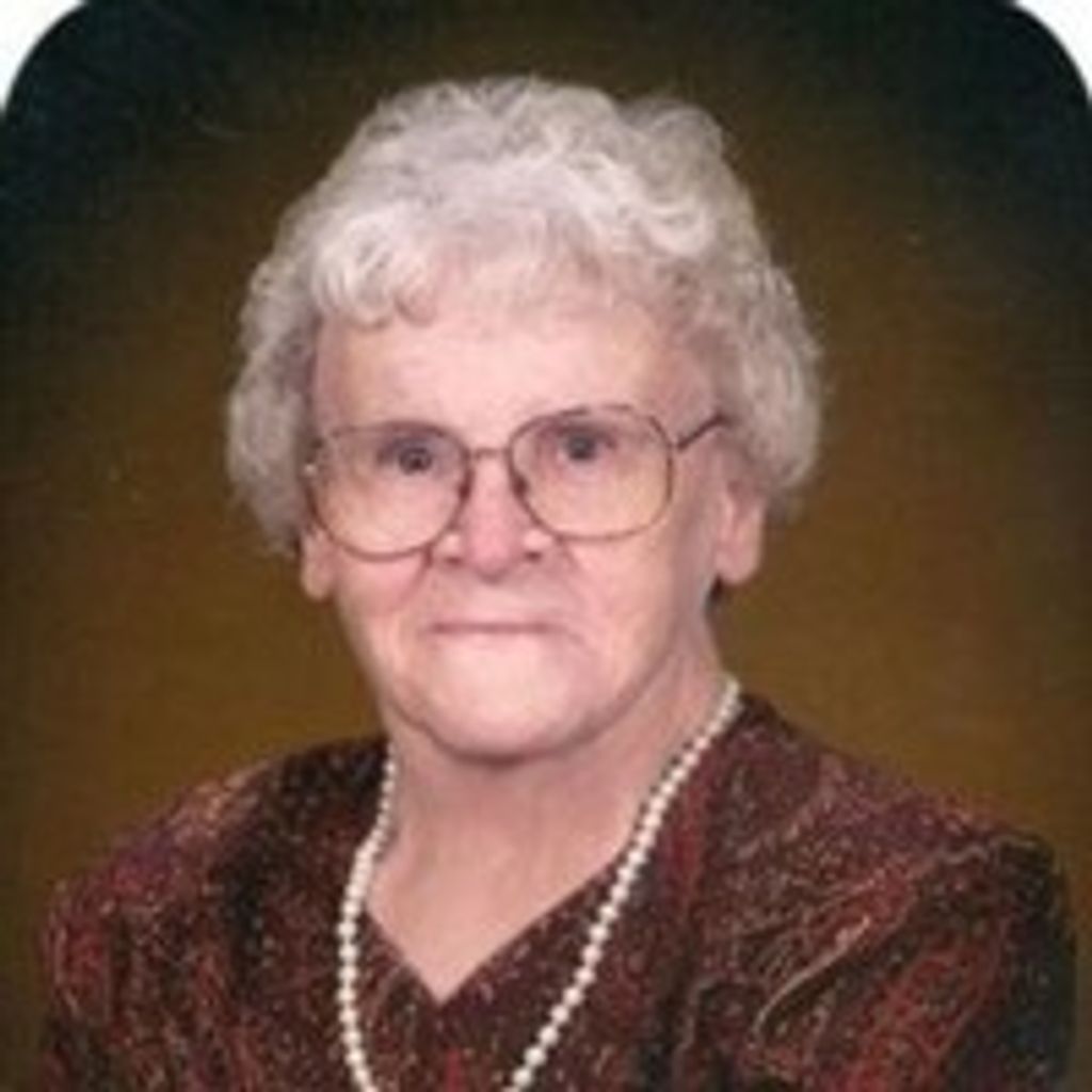 Pauline E Ruschau
