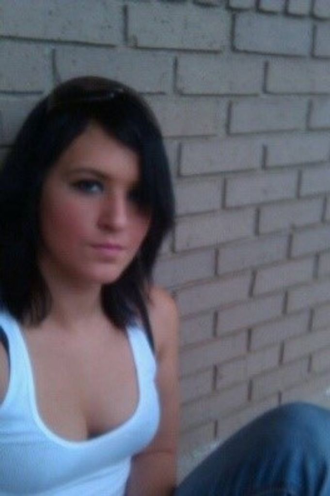 Ashley Venzke "Kasey Parker"