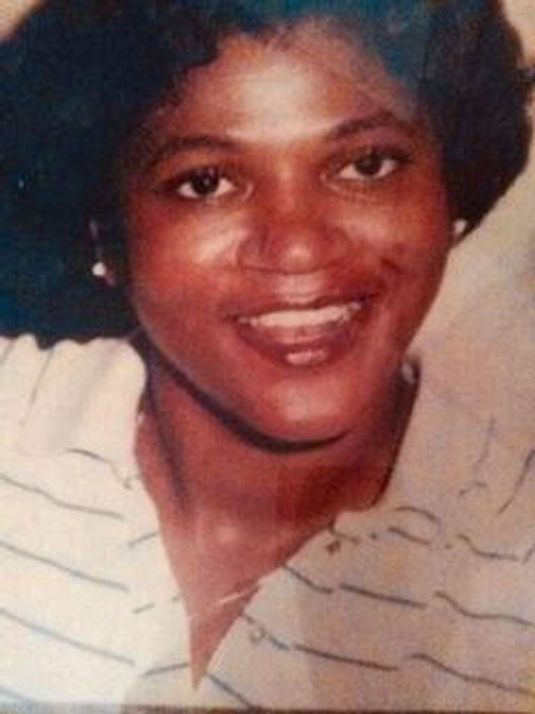 Diane Wallace-Lowe Profile Photo