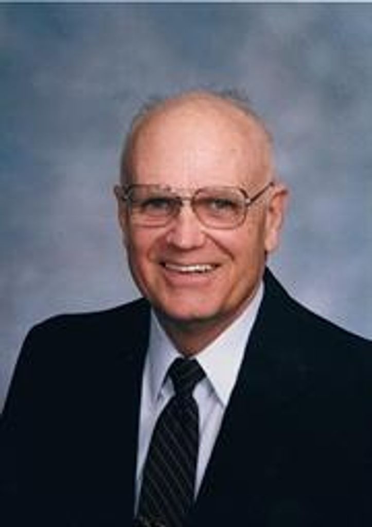 Everette E. Yake