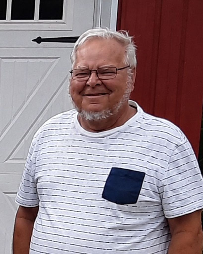 Ray W. Taylor, Jr. Profile Photo