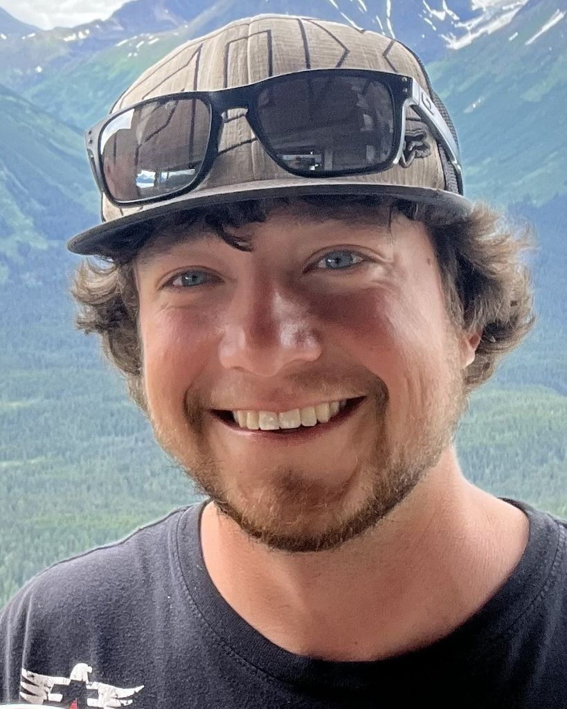 Logan Daniel Roloff Profile Photo