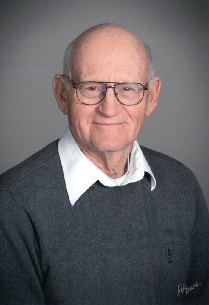 Floyd Eugene Lund Profile Photo