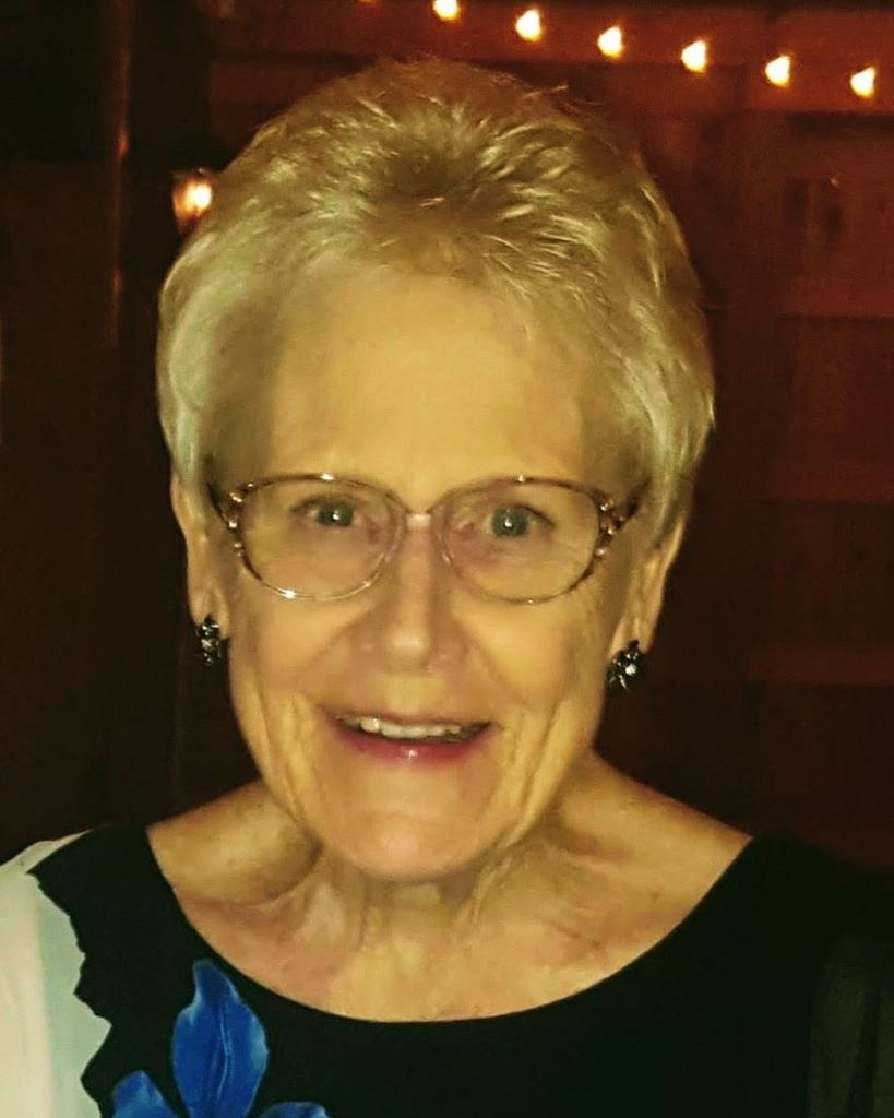 Karen Simmons Profile Photo
