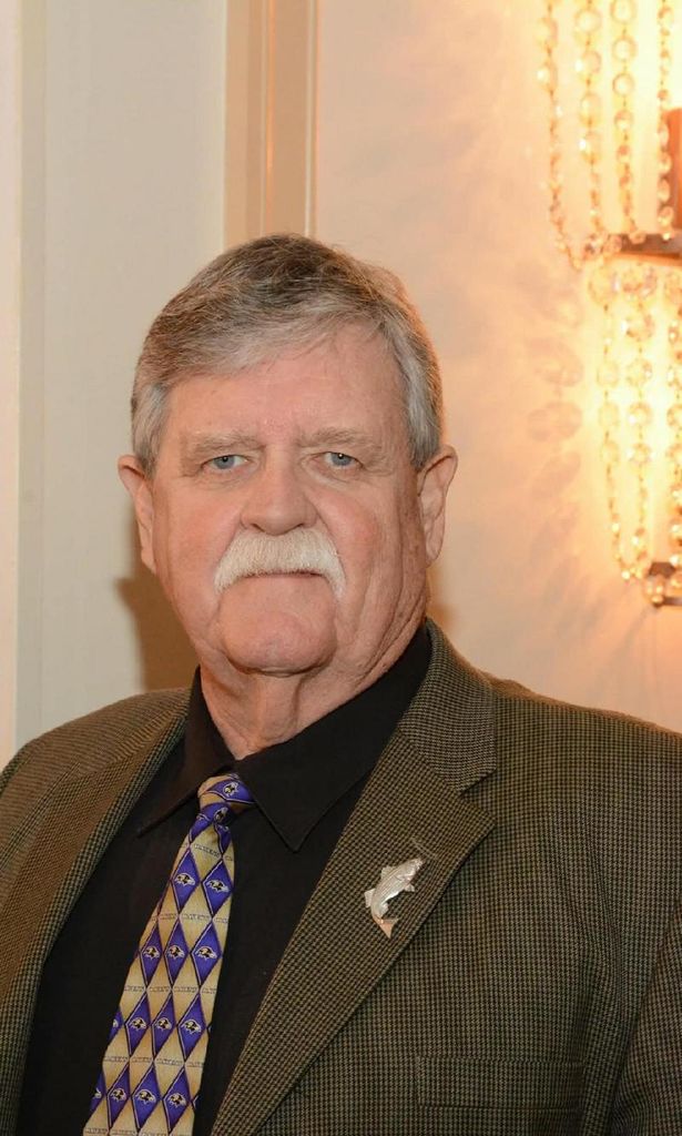Thomas "Roscoe" Rutkowski Profile Photo