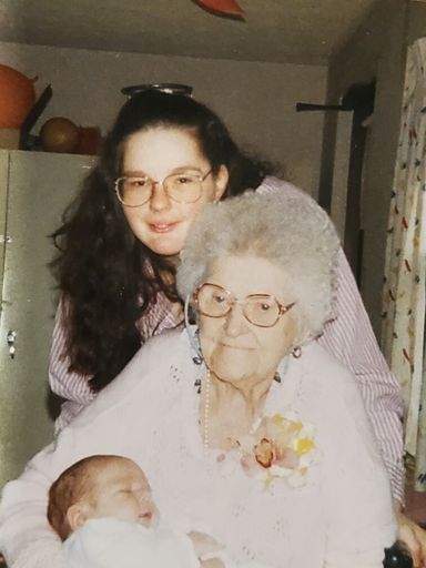 Charlene Ruth (Bartosik)  Ellis photo gallery thumbnail 38 of 95