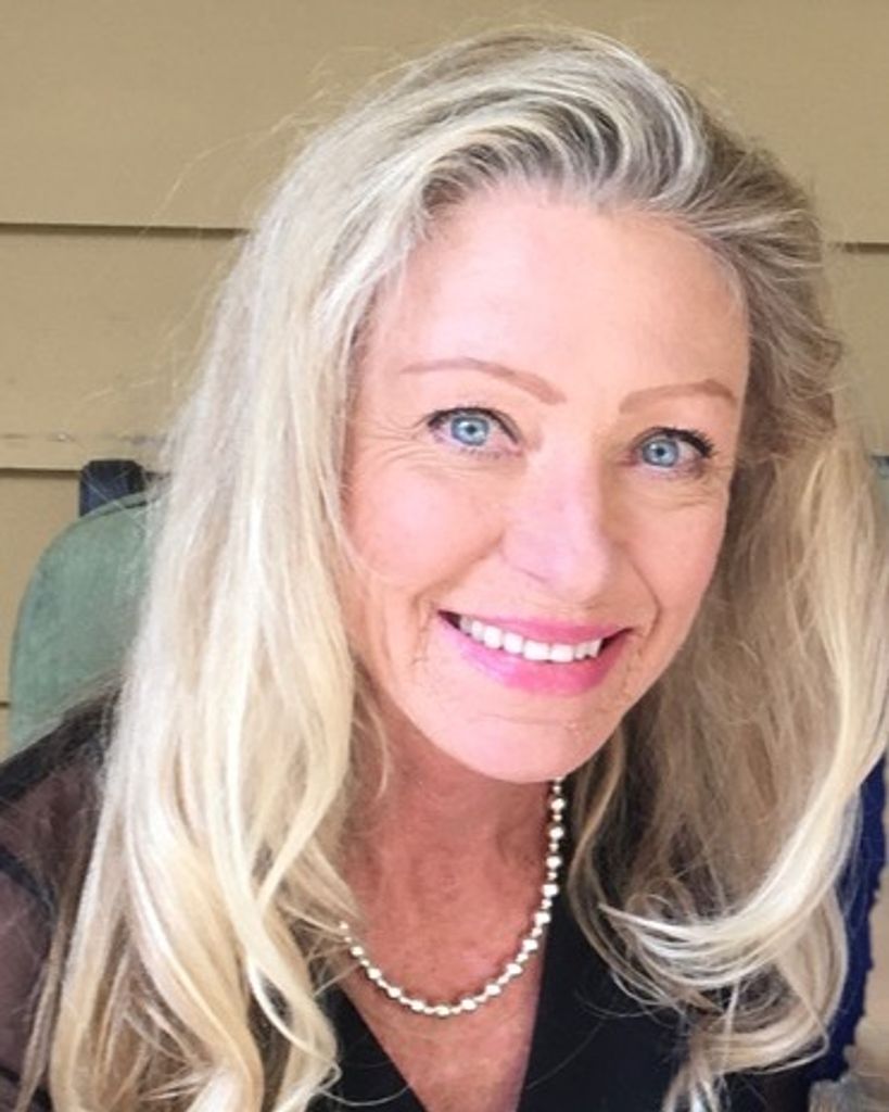 Lynn Mickler Fox Profile Photo