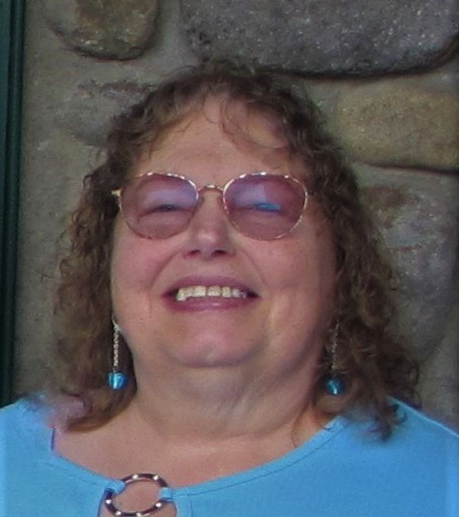 Bonnie Ladene (Kramer)  Liljenquist