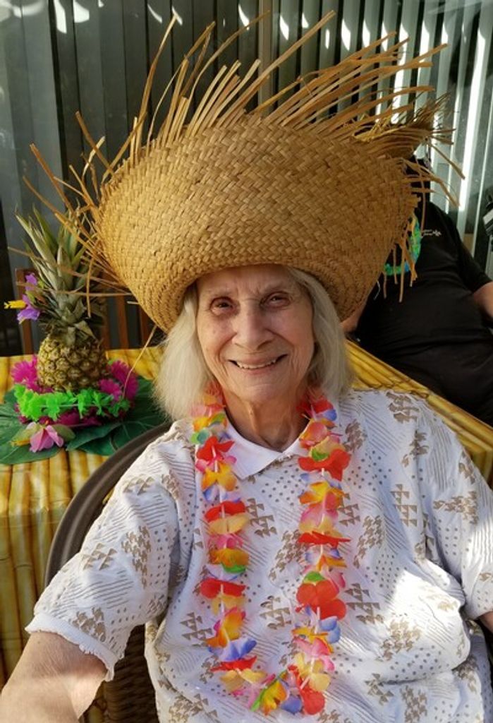 Elvera "Tootie" Camp Profile Photo