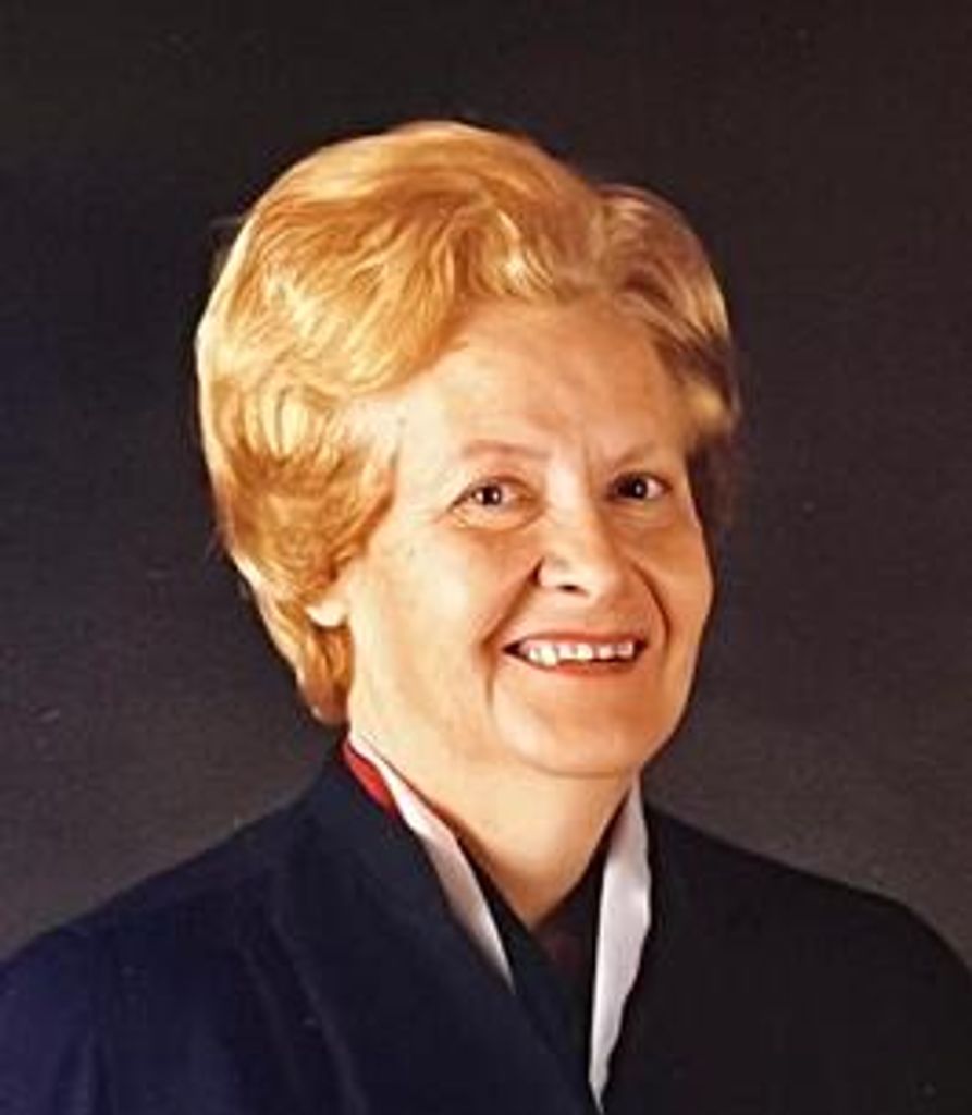 Estelle Austin