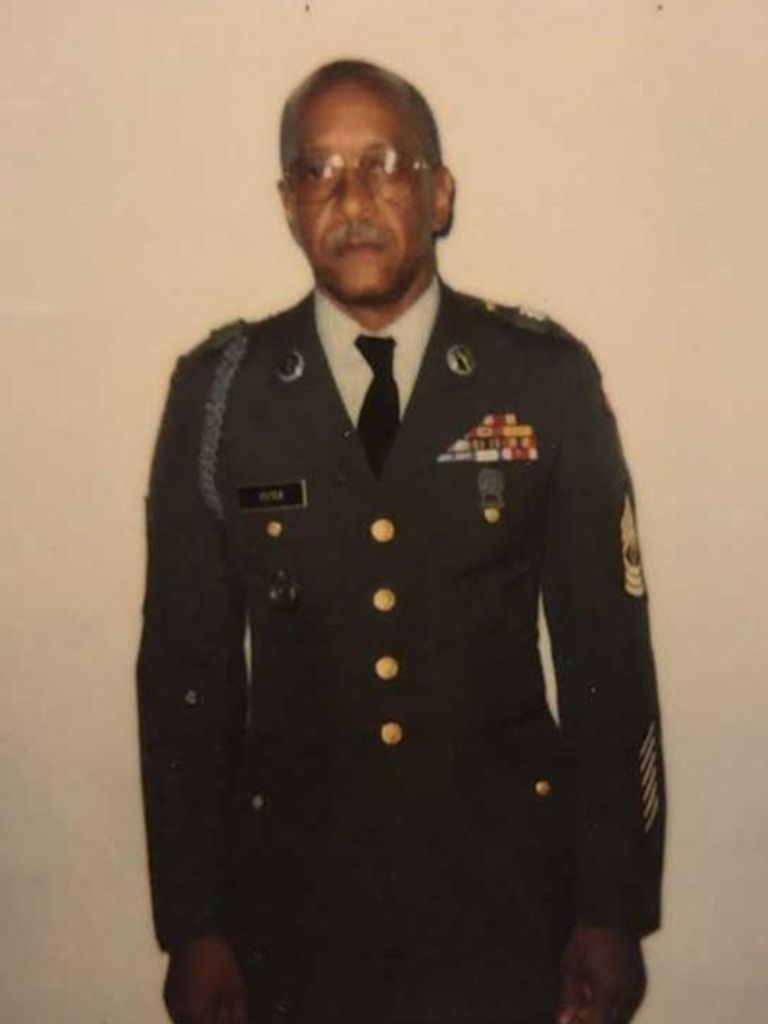 Bennie Louis Ester Profile Photo